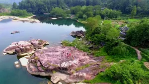 Panoramic view of Qinglong Lake jigsaw puzzle
