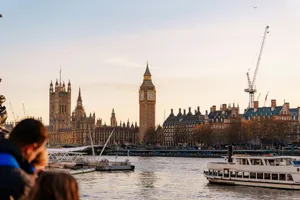 London skyline featuring big ben and the river thames. jigsaw puzzle