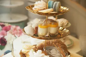 gold cake 3-tier rack jigsaw puzzle