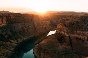 Stunning sunrise view over Horseshoe Bend, Arizona showcasing the majestic canyon and river. jigsaw puzzle