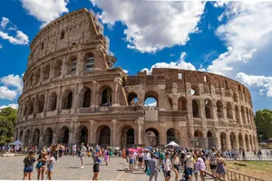 Explore the ancient Colosseum in Rome, a stunning architectural marvel attracting many tourists. jigsaw puzzle