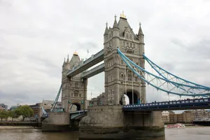 Iconic Tower Bridge spanning the River Thames in London, a notable architectural landmark. jigsaw puzzle