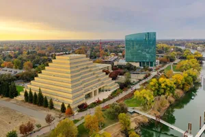 Stunning aerial view of the Ziggurat Building and Sacramento River during fall in Sacramento, California. jigsaw puzzle