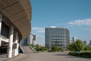 Explore modern architecture and urban design in Tokyo, Japan's vibrant cityscape. jigsaw puzzle