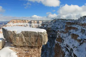 Stunning winter view of snow-dusted cliffs at the Grand Canyon. jigsaw puzzle